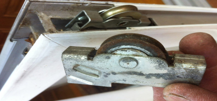 screen door roller repair in Fort Bragg